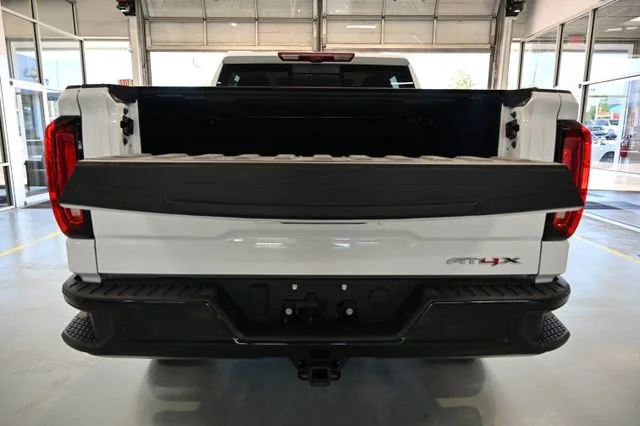 2025 GMC Sierra 1500 AT4X - Photo 6