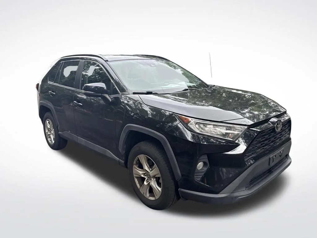 Used 2021 Black Toyota XLE image 6