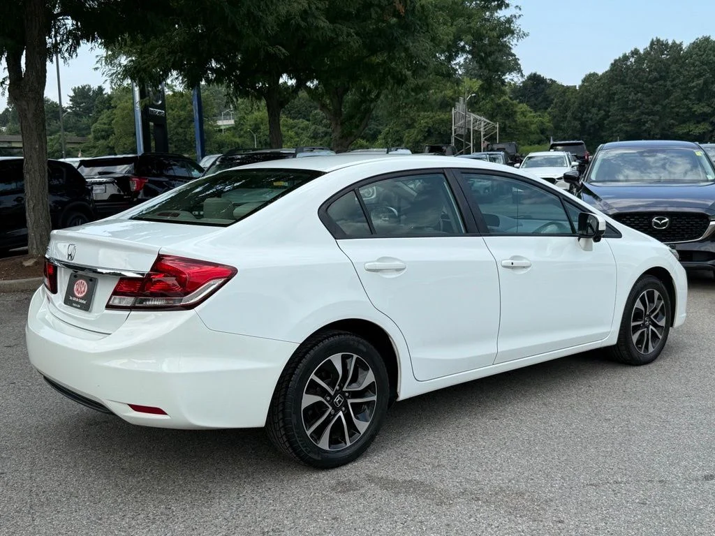Used 2015 White Honda EX image 10
