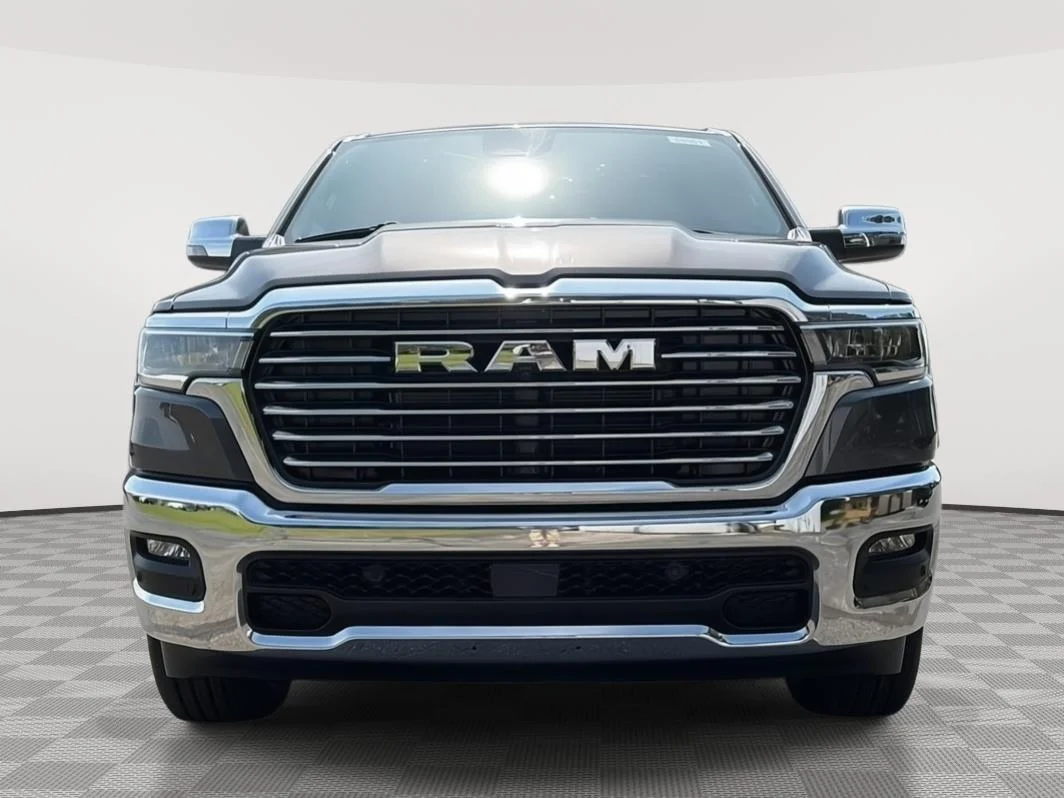 New 2026 Granite Crystal Metallic Clear-Coat Exterior Paint RAM Laramie image 9