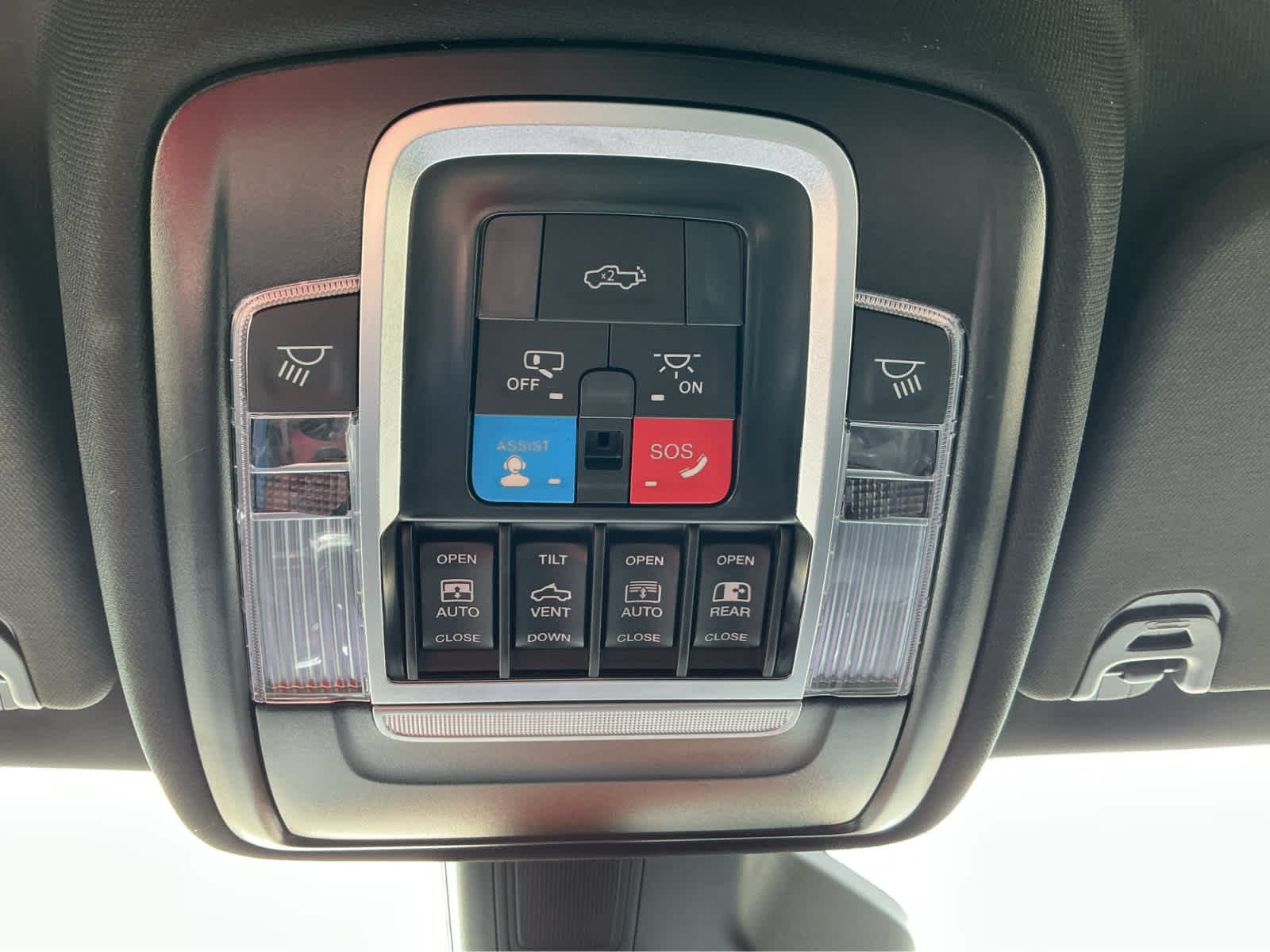 2026 RAM 1500 Rebel - Photo 33