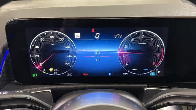 Used 2026 Polar White Mercedes-Benz GLB 250 image 20