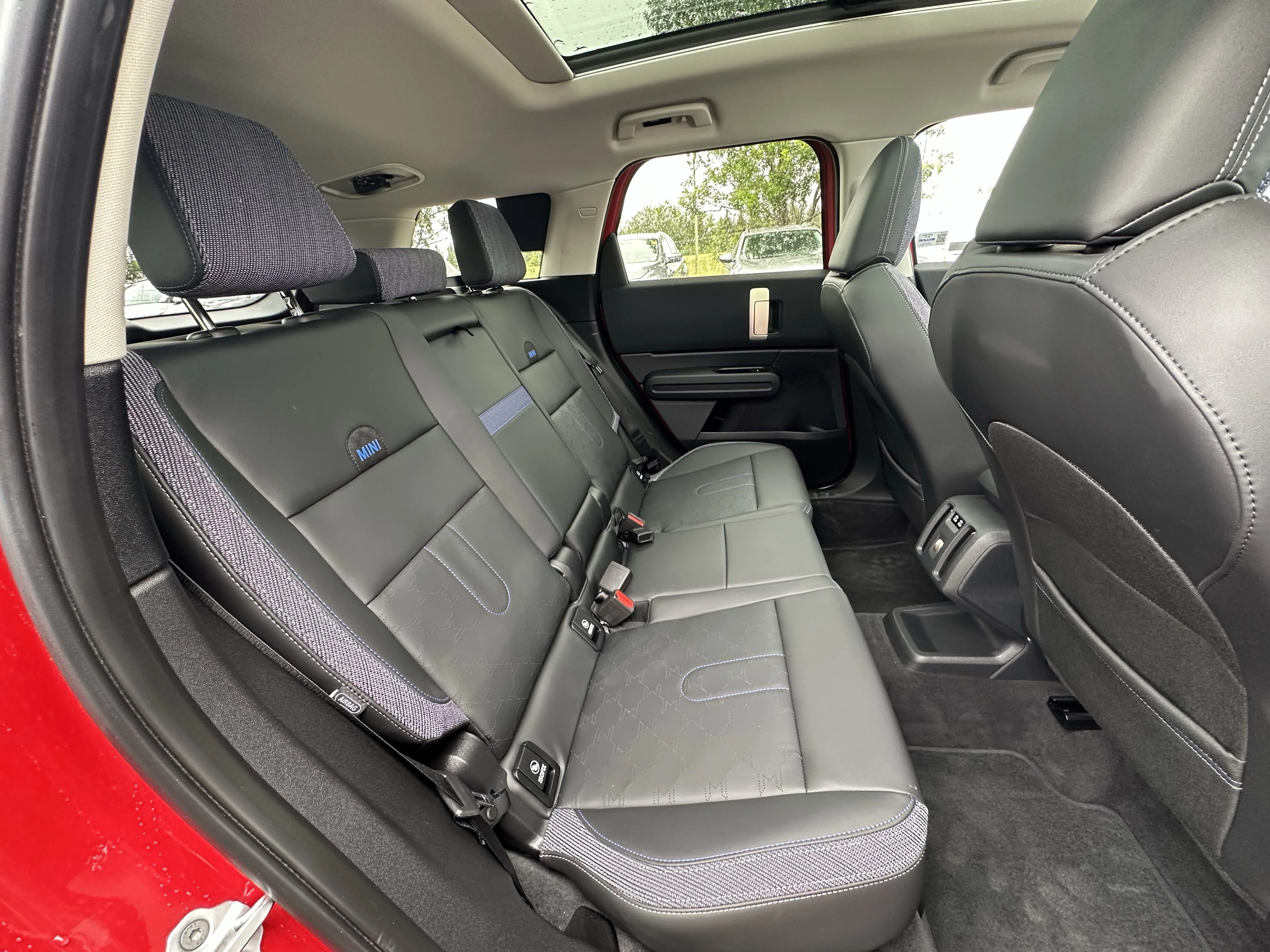 Certified Used 2025  MINI Cooper S image 21