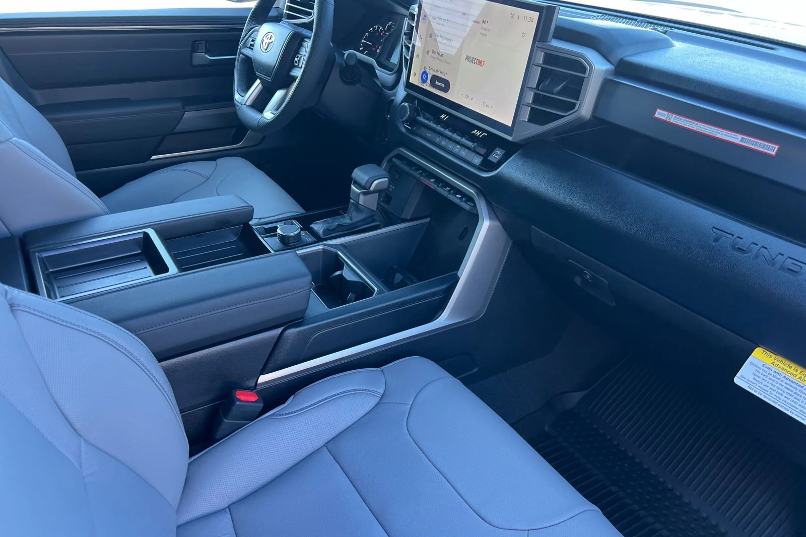 2026 Toyota Tundra SR5 - Photo 11