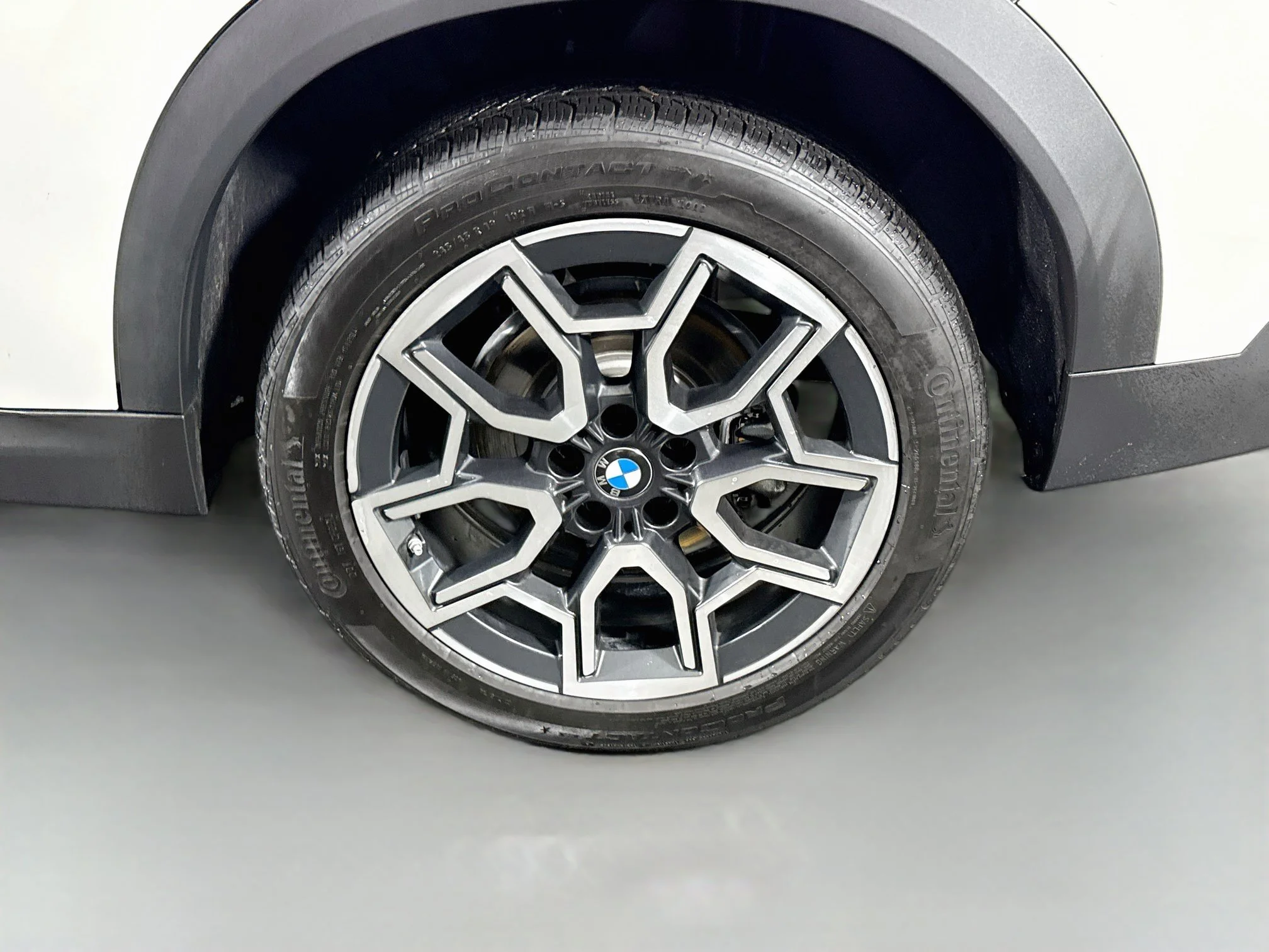 Used 2026 Alpine White BMW xDrive28i image 33
