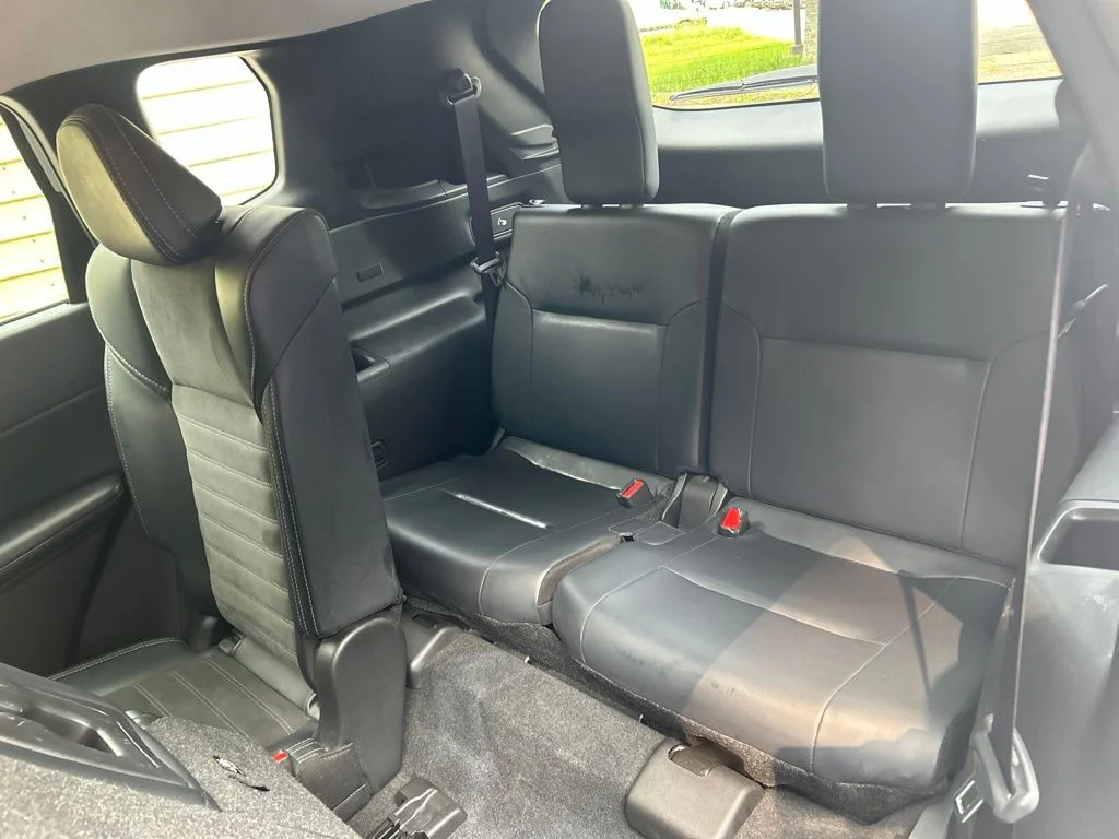 Used 2024 Black Mitsubishi SE image 27