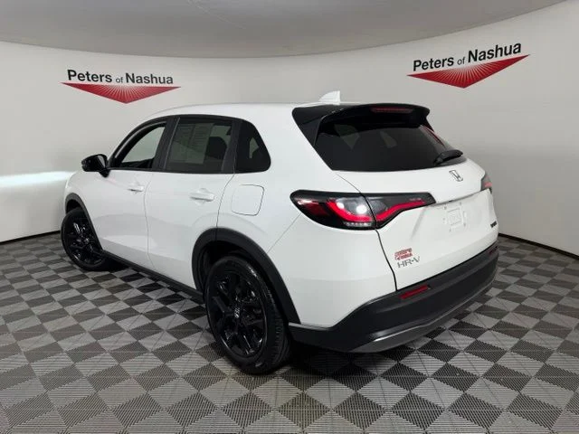 Used 2025 White Honda Sport image 27