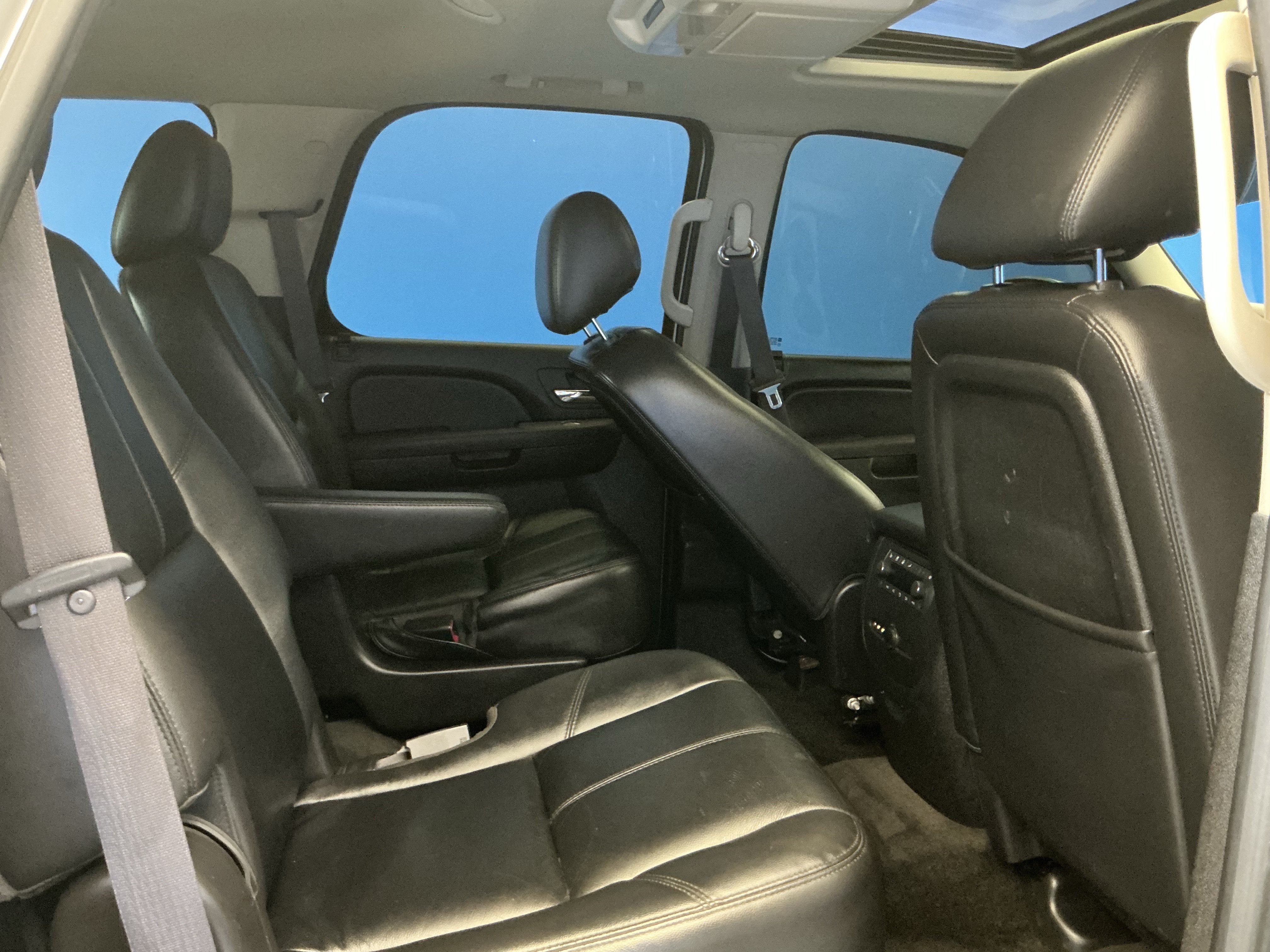 Used 2012 Silver Ice Metallic Chevrolet LT image 25