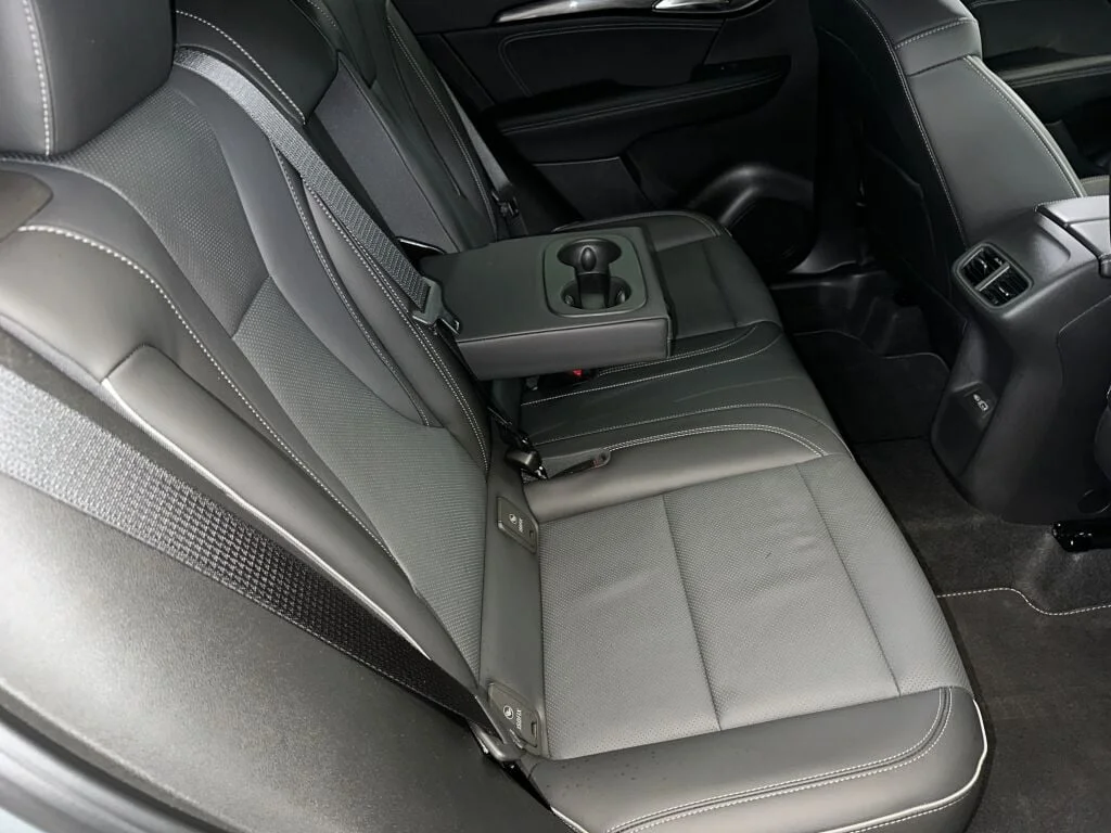 Used 2023 Moonstone Gray Metallic Buick Essence image 31