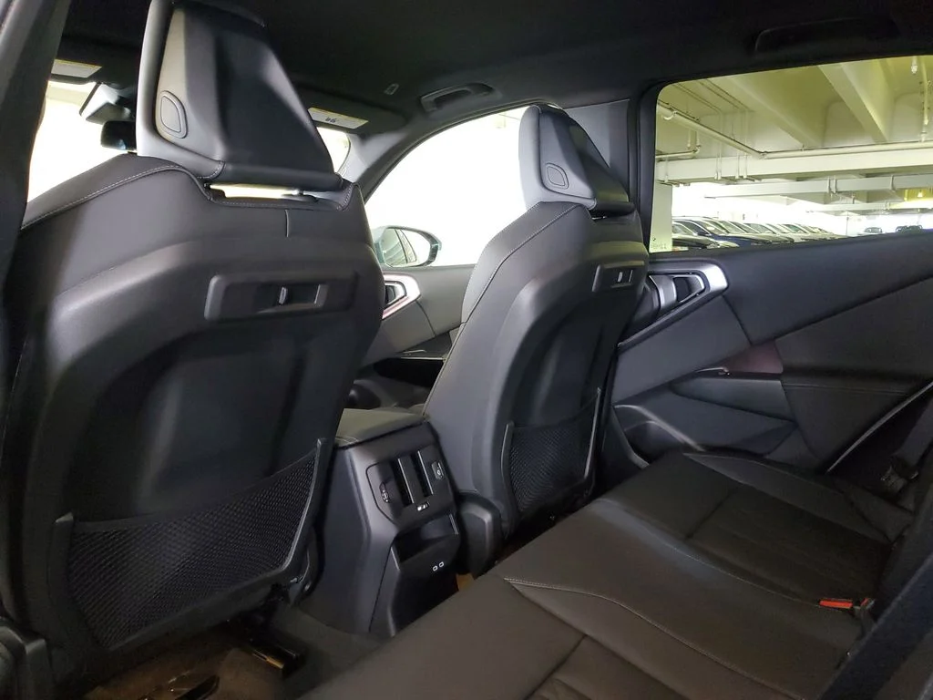2026 BMW X3 30 - Photo 10