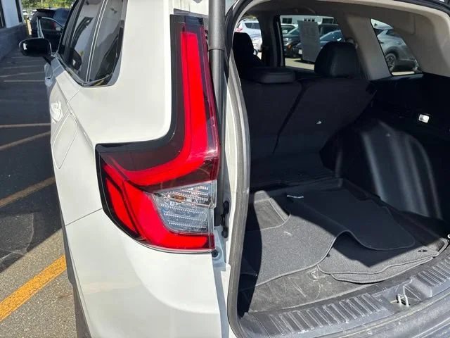 Used 2024 Platinum White Pearl Honda EX-L image 10