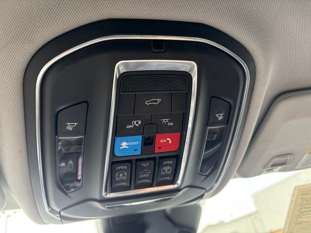 Used 2021 Bright White Clearcoat Jeep Limited image 21