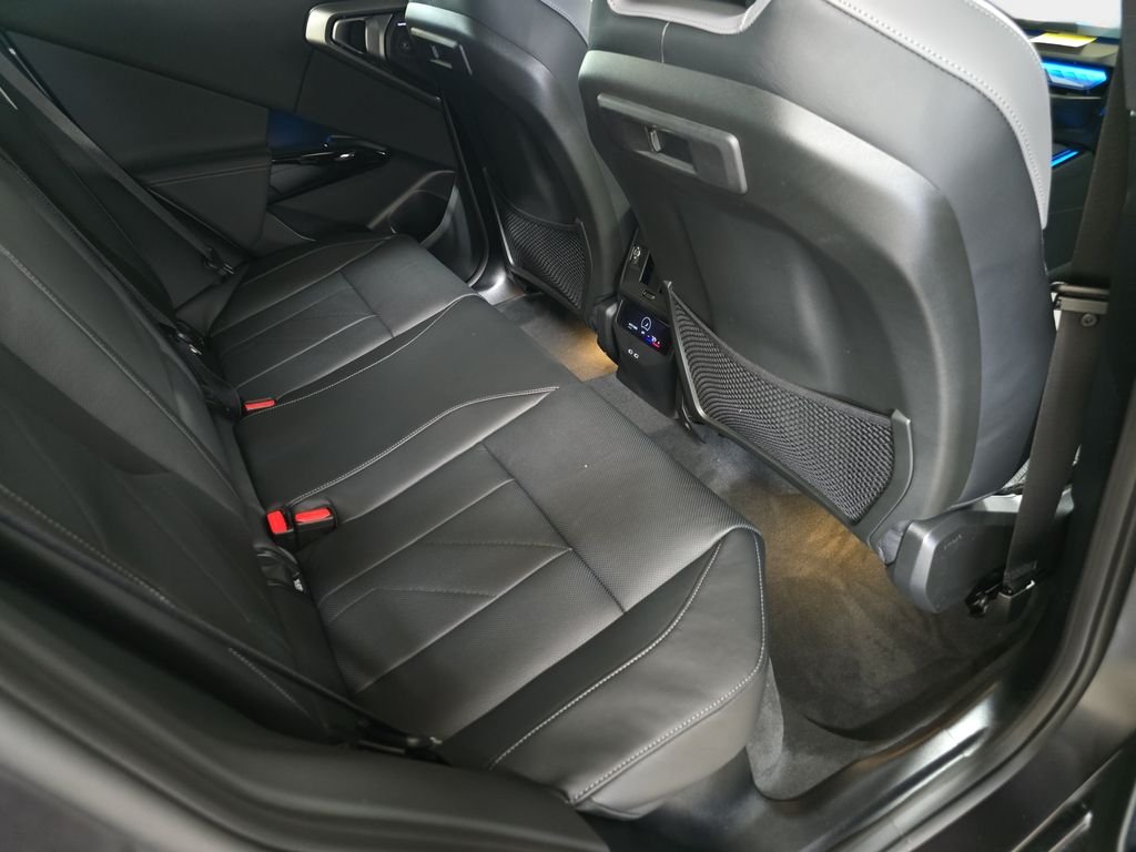 New 2026 Frozen Deep Grey BMW M50 xDrive image 11
