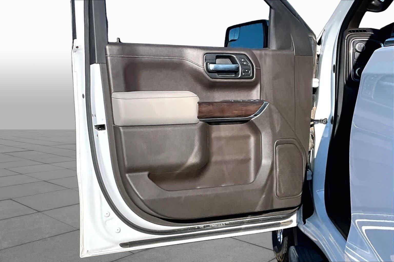 Used 2021 Summit White GMC SLT image 22