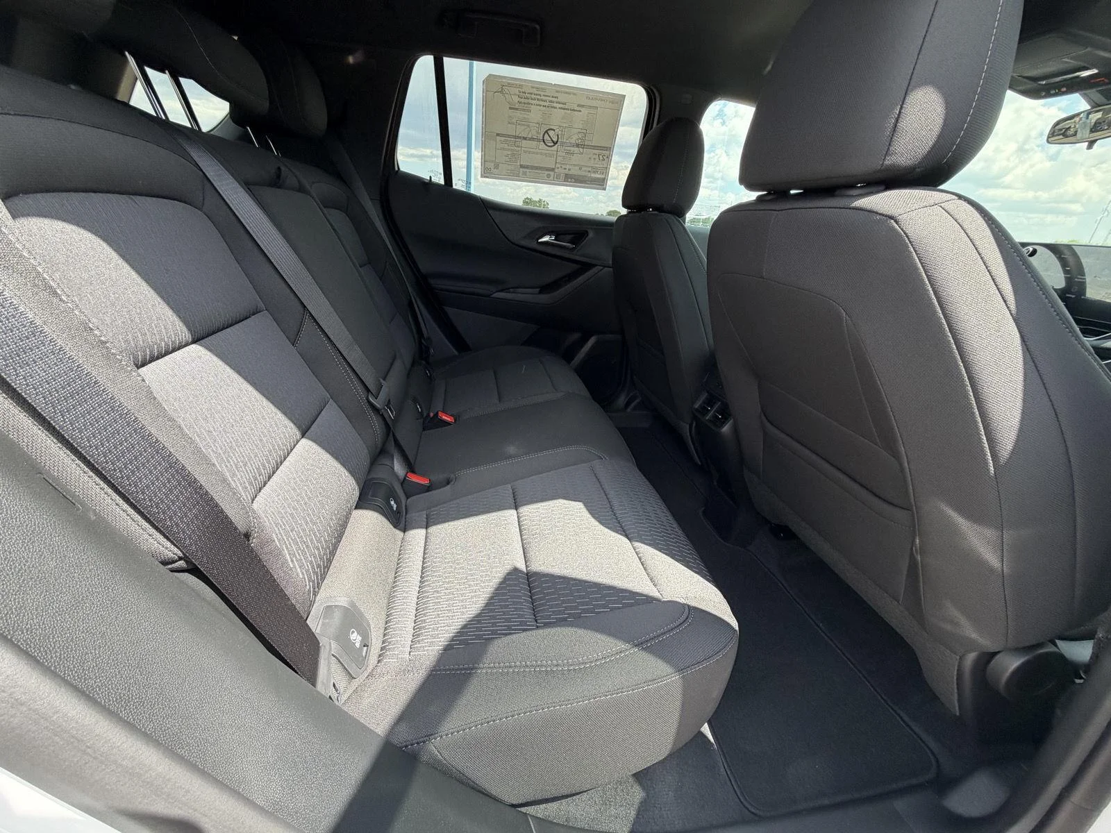 2027 Chevrolet Equinox LT - Photo 16