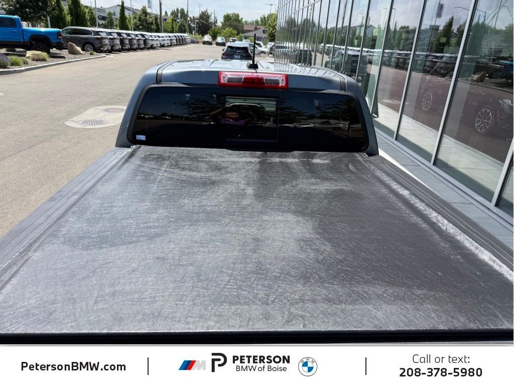 Used 2022 Gray GMC Denali image 11