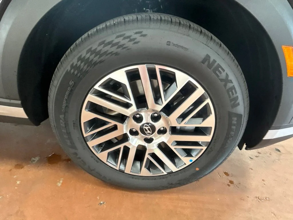 New 2027 Abyss Black Pearl Hyundai SEL image 11
