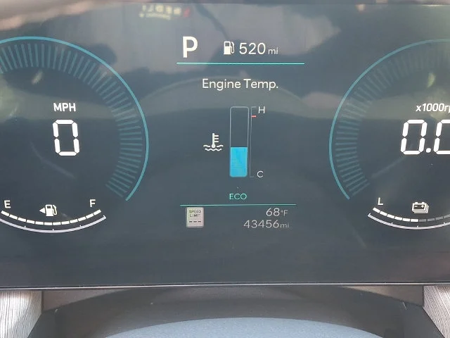 Used 2024 Blue Hyundai SEL image 19