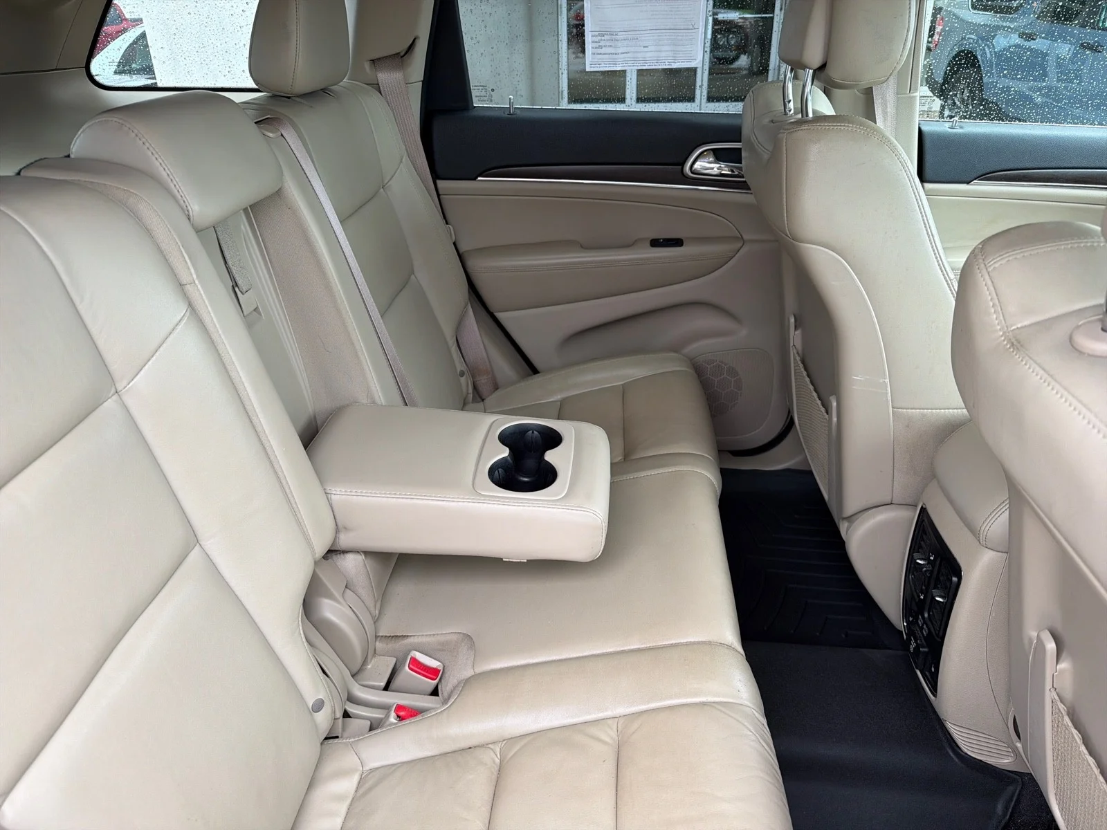 Used 2017 Velvet Red Pearlcoat Jeep Limited image 14