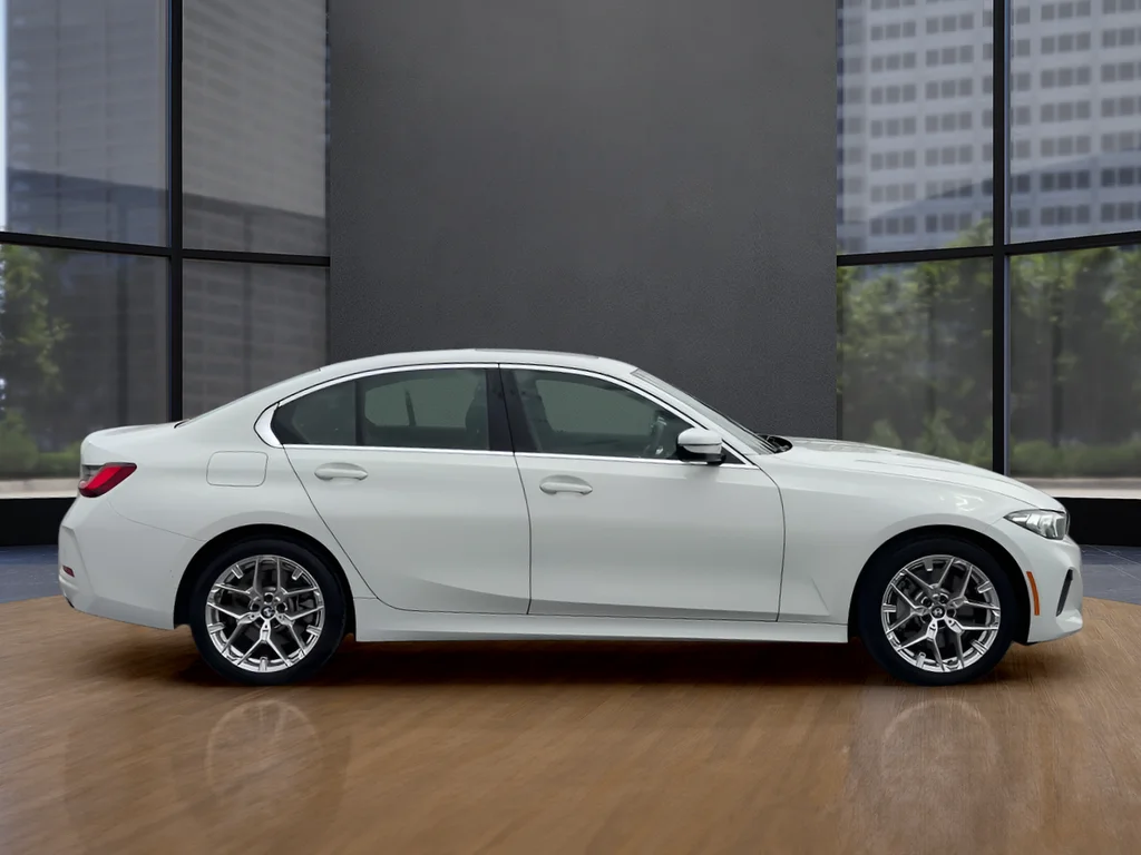 Used 2025 White BMW 330i image 4