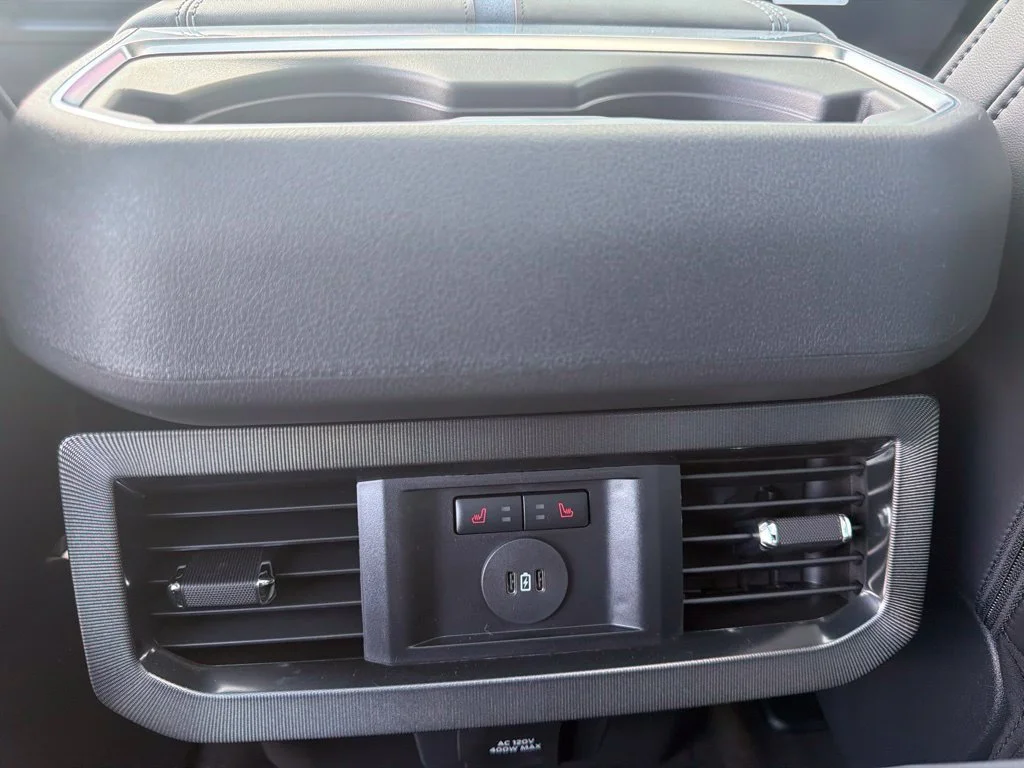 New 2027 Glacier Gray Metallic Tri-Coat Ford F-350® Platinum® image 14