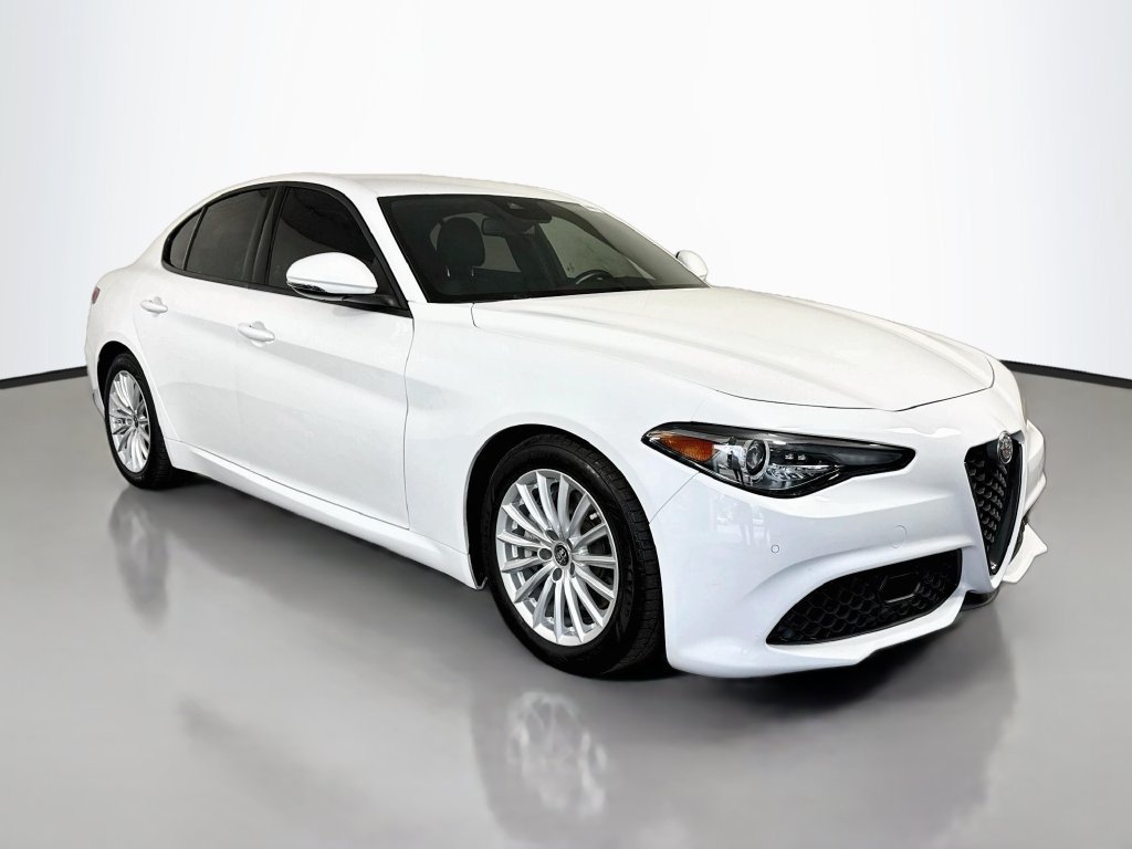 2022 Alfa Romeo Giulia
