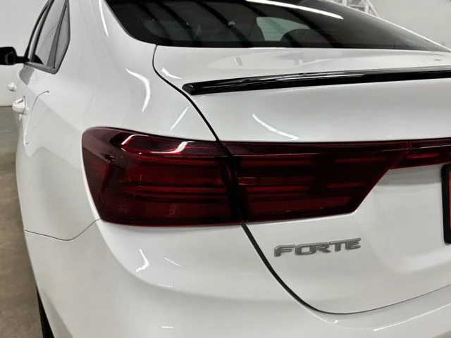 Used 2023 White Kia GT image 5