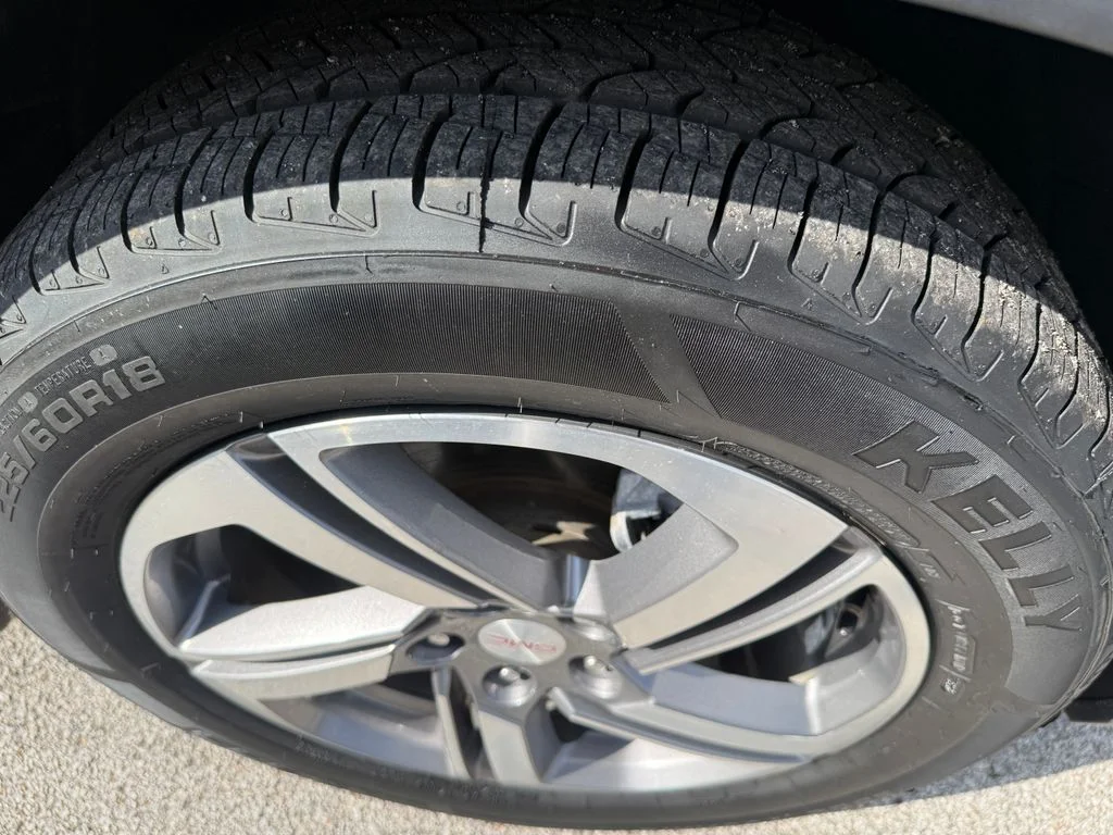 Used 2020 Gray GMC SLT image 18