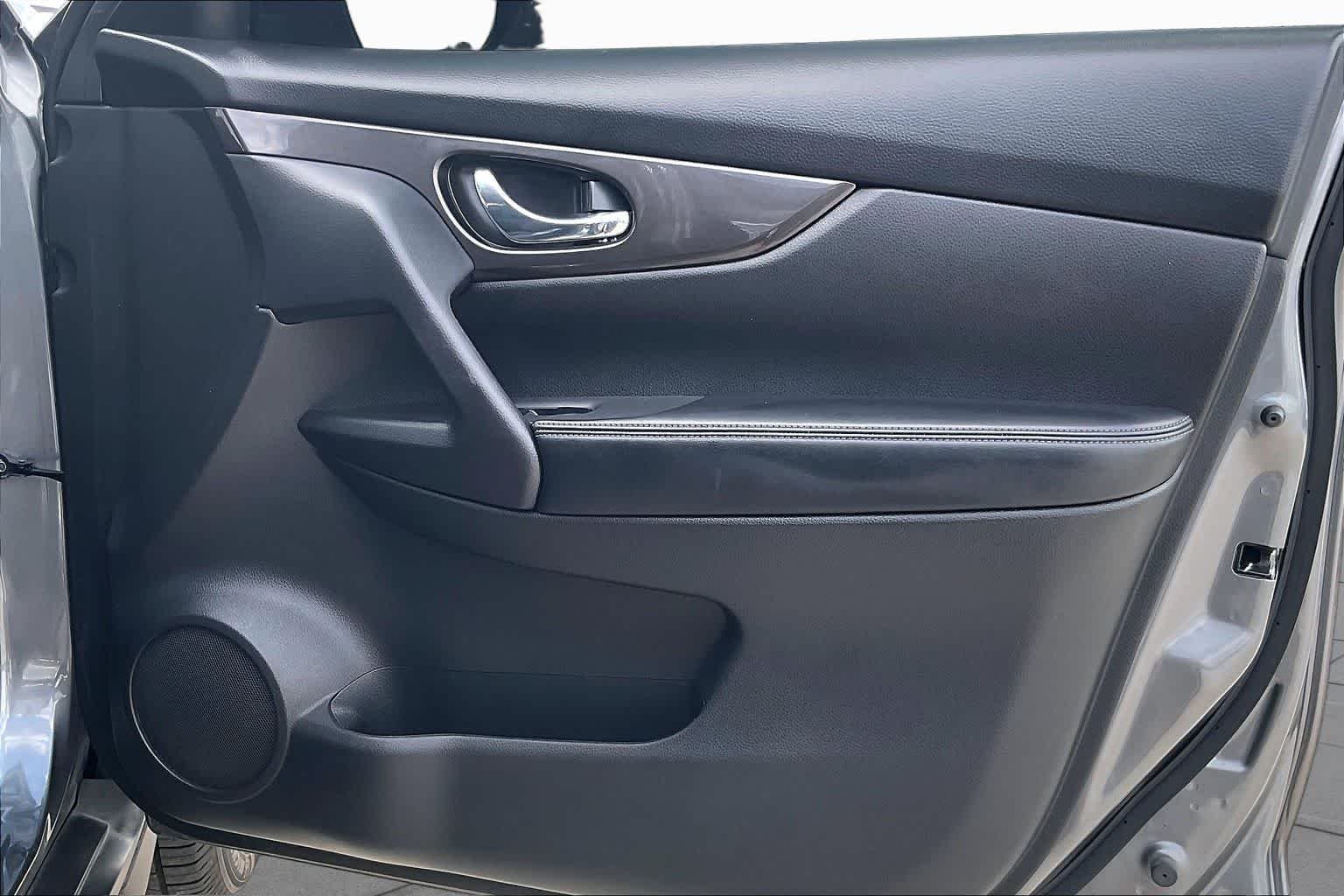 Used 2019 Gun Metallic Nissan SV image 24