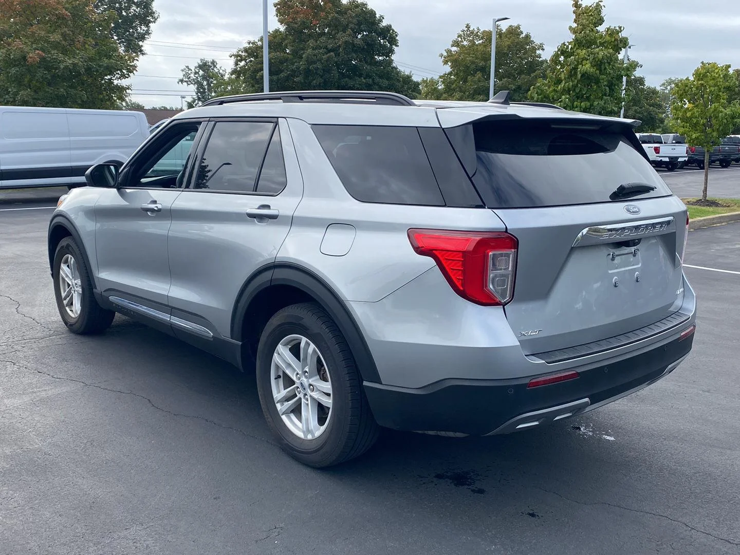 Used 2023 Iconic Silver Ford XLT image 8