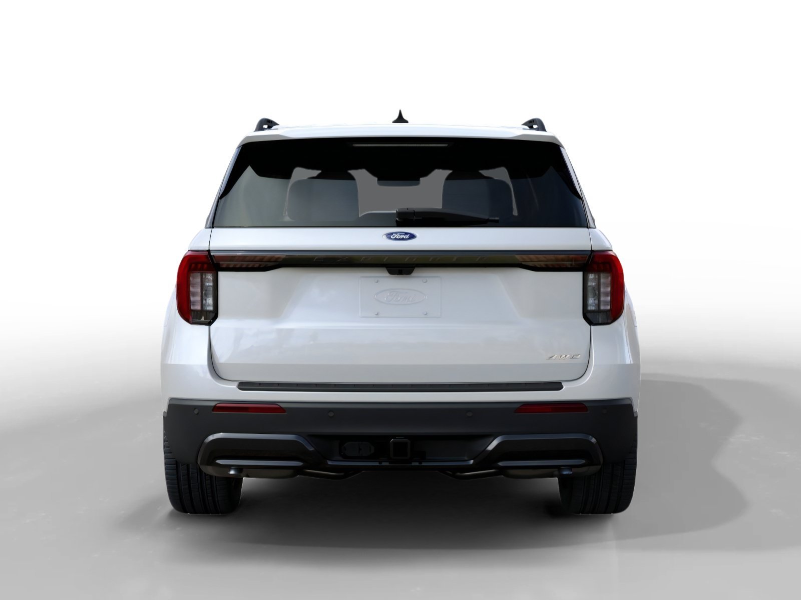 New 2027 Star White Metallic Tri-Coat Ford ST-Line image 4