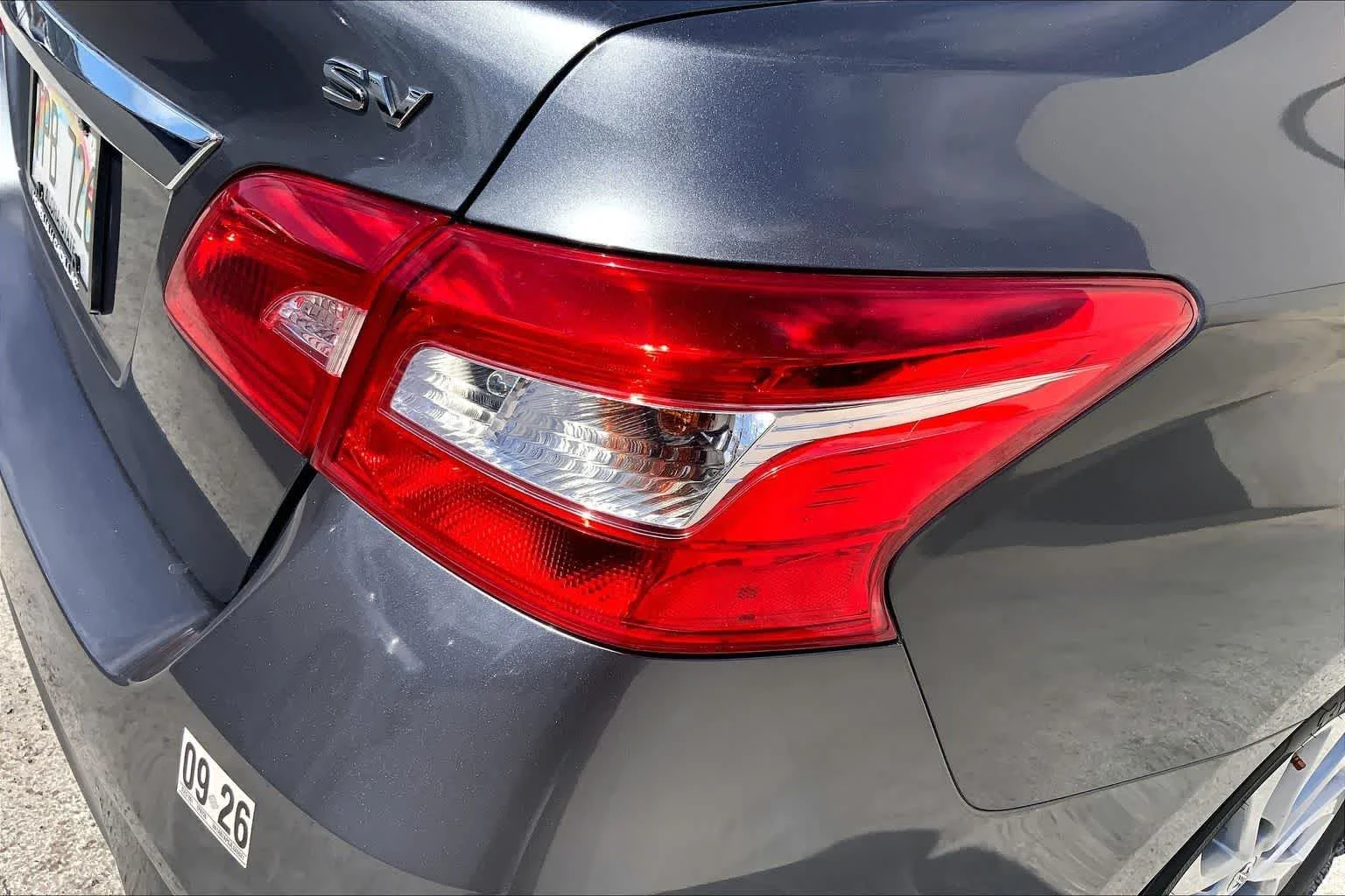 Used 2018 Gray/gray Nissan SV image 32
