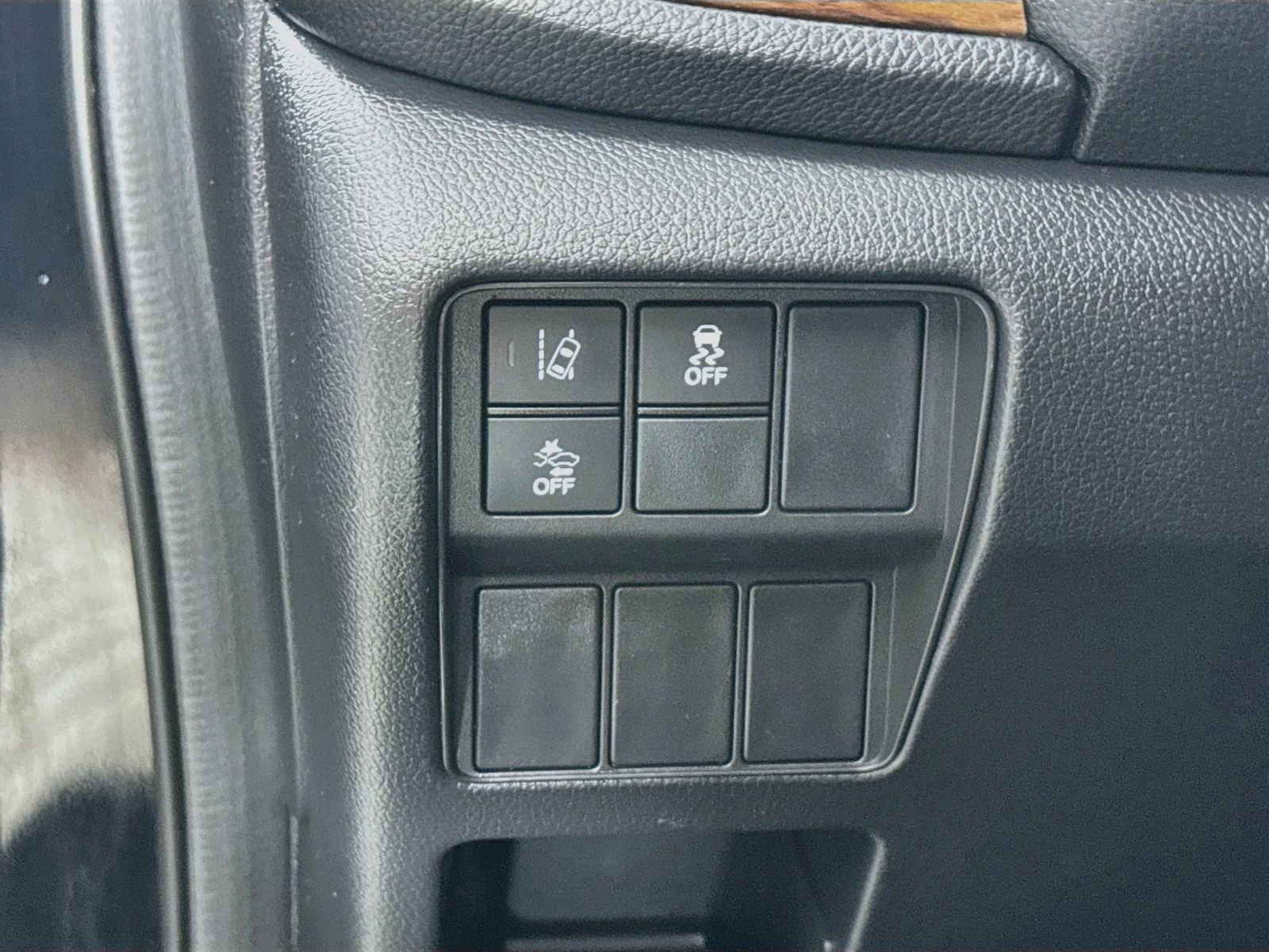 Used 2019  Honda EX image 10