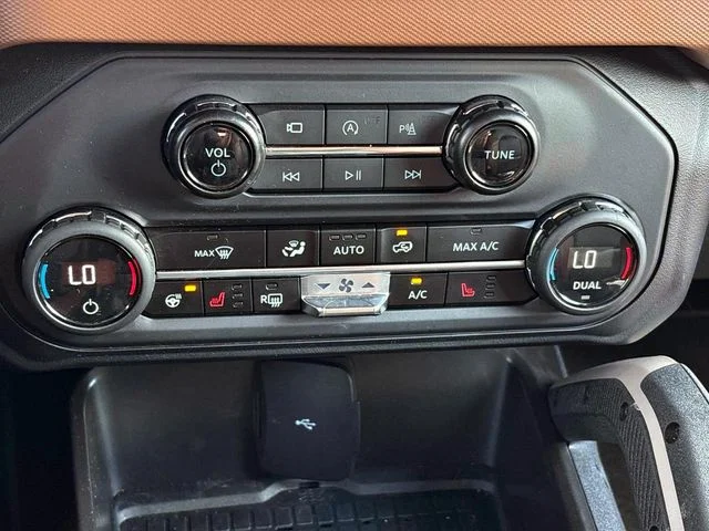 Used 2024 White Ford Outer Banks image 23