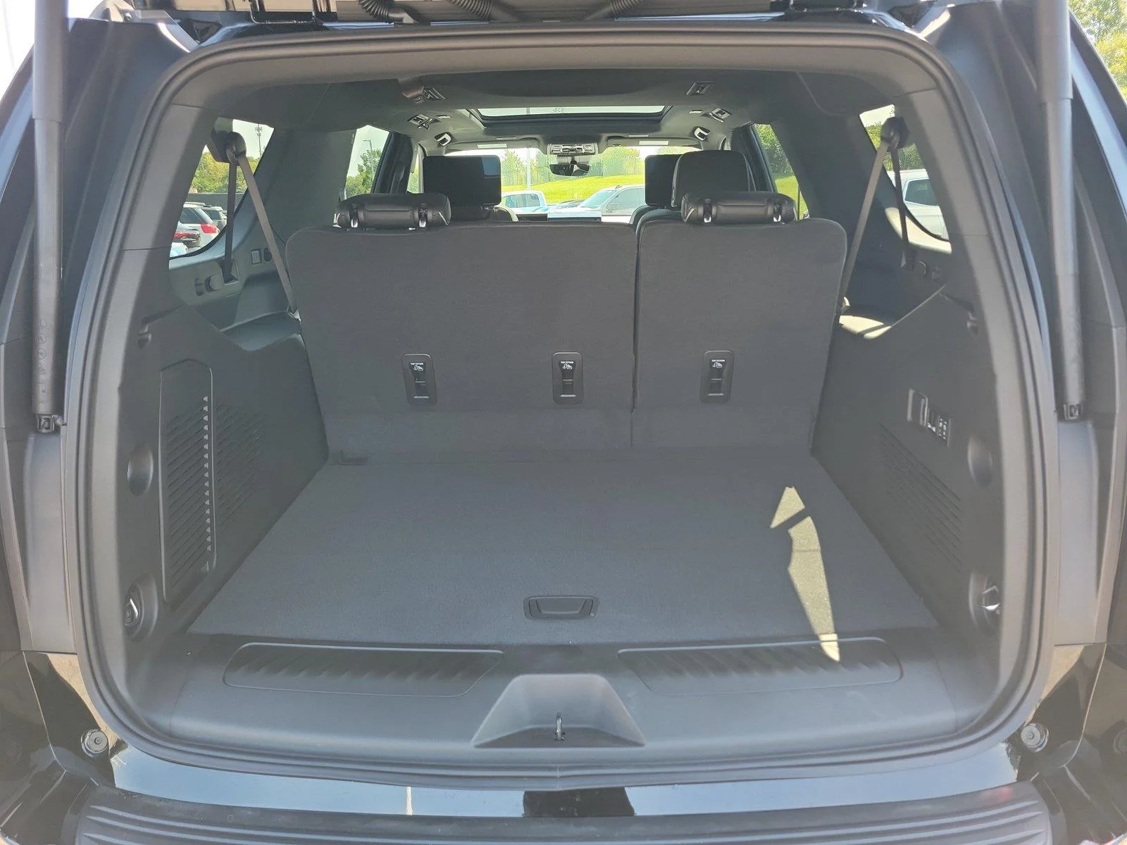 2026 GMC Yukon XL Elevation - Photo 8
