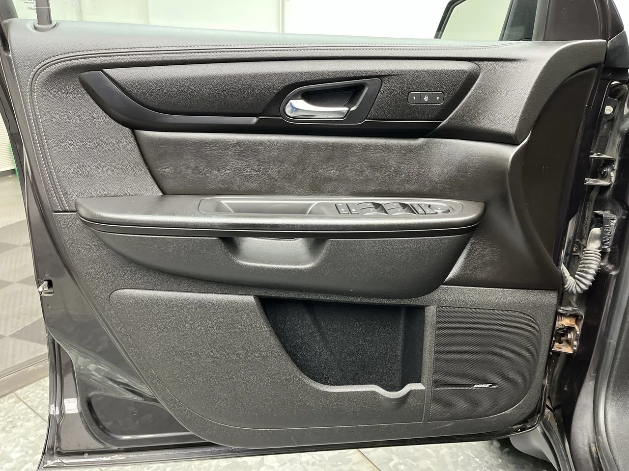 Used 2017 TUNGSTEN METALLIC Chevrolet LT image 7