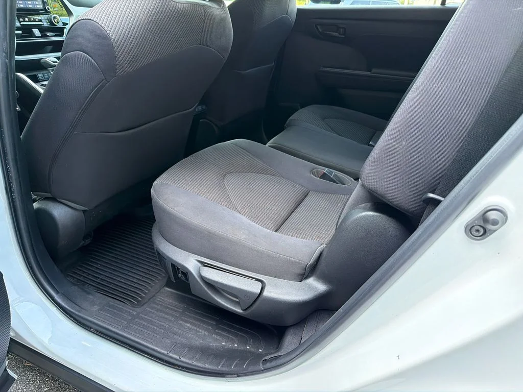 Used 2022 Beige Toyota L image 20