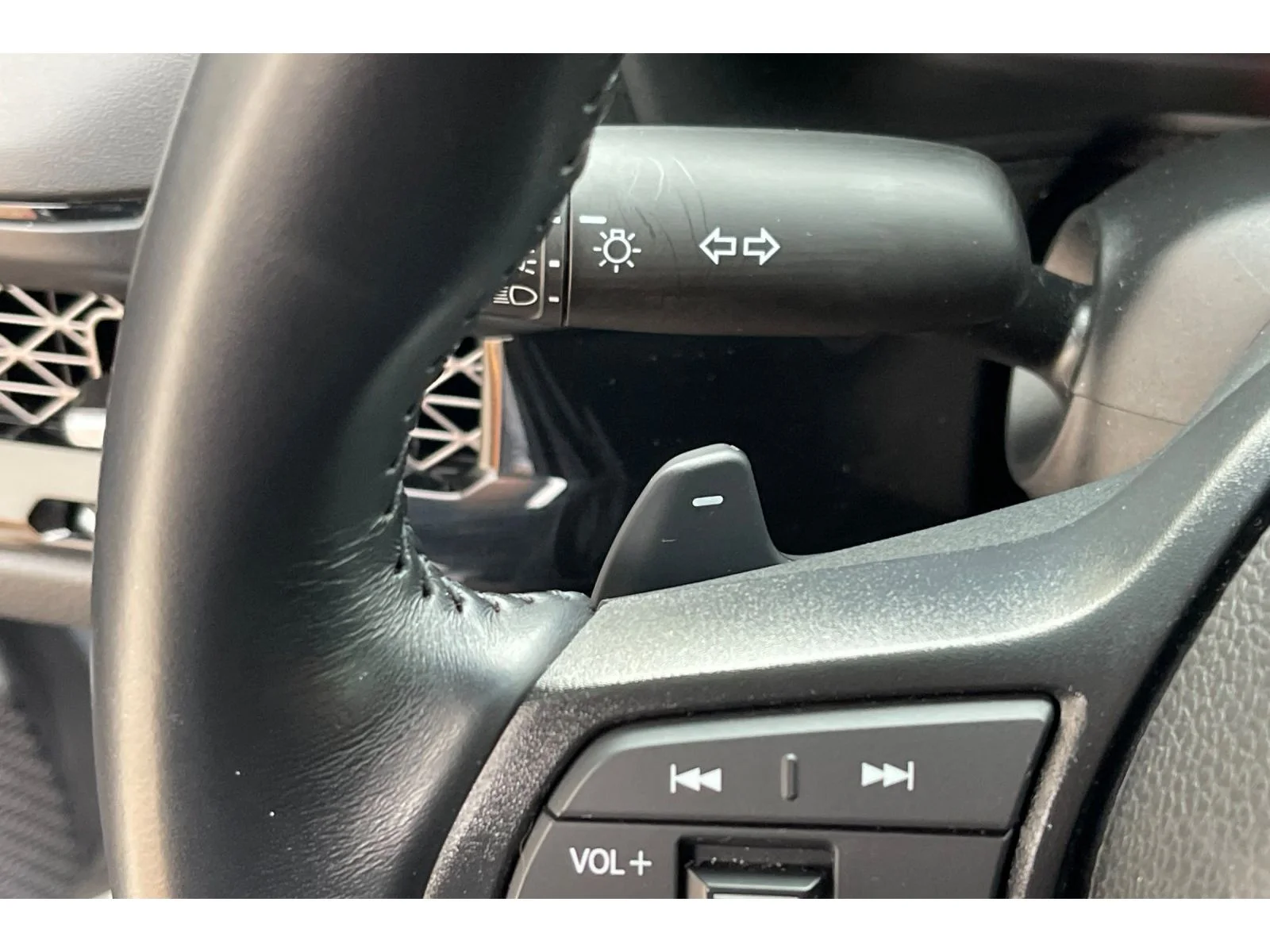 Used 2024 Urban Gray Pearl Honda Sport-L image 35