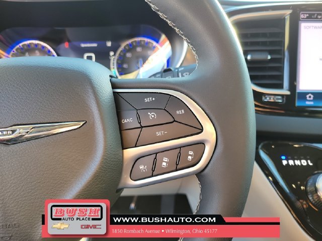 2024 Chrysler Pacifica Touring L - Photo 23