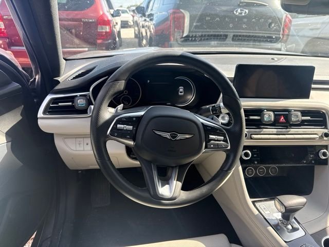 Used 2025 Silver Genesis 2.5T image 8