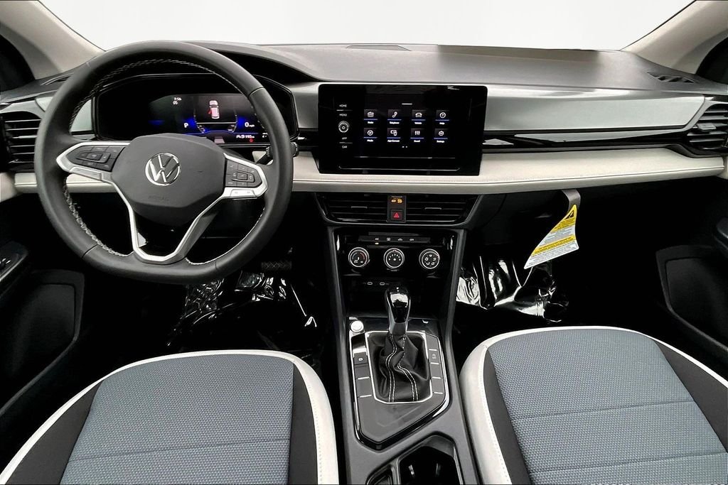 New 2026 Black Volkswagen 1.5T S image 7