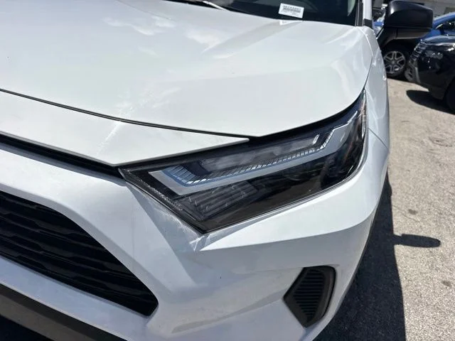 Used 2024 White Toyota LE image 16