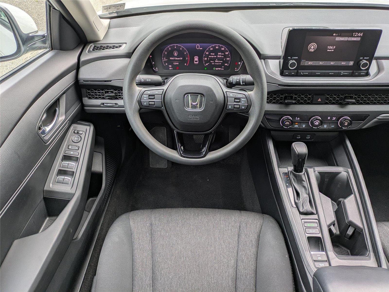 Used 2023 Platinum White Pearl Honda LX image 15