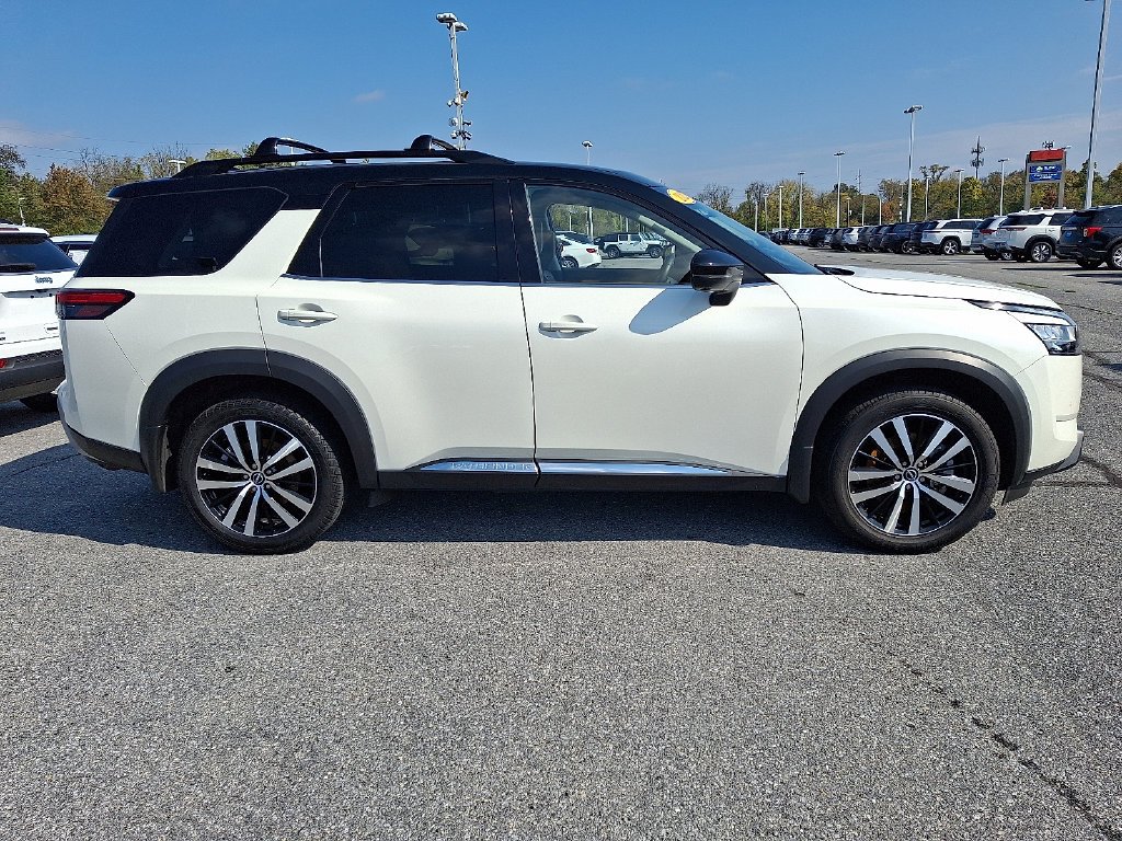 2023 Nissan Pathfinder Platinum - Photo 8