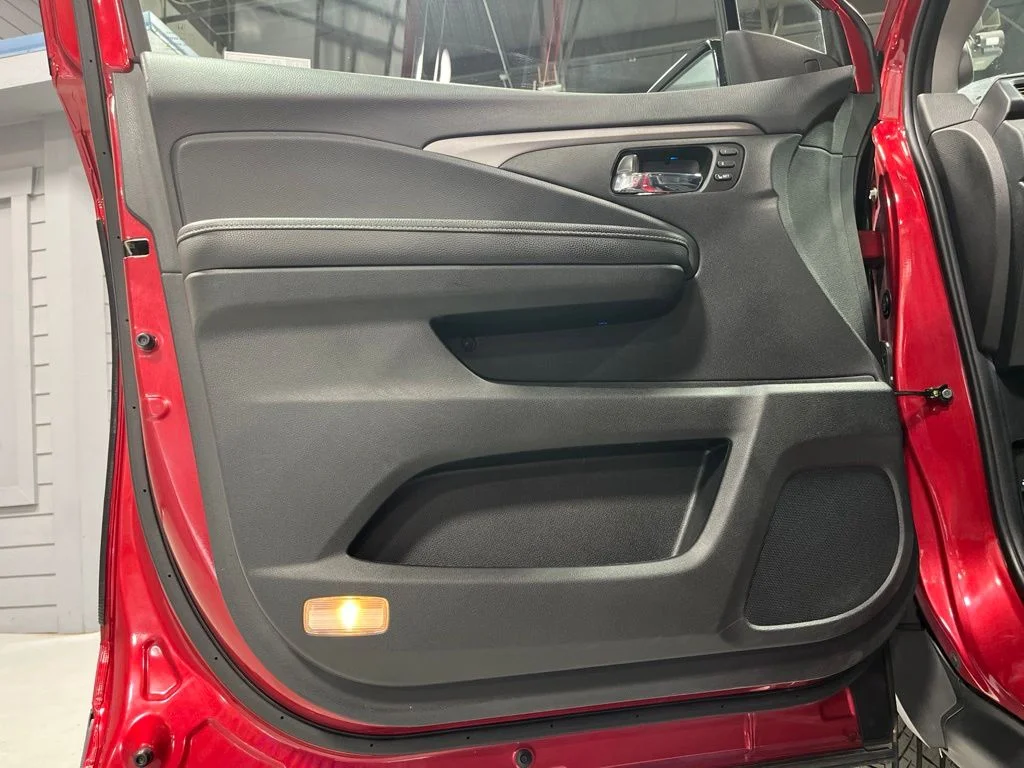Certified Used 2022 Radiant Red Metallic II Honda RTL-E image 12