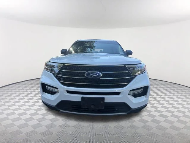 Used 2020 White Ford XLT image 2
