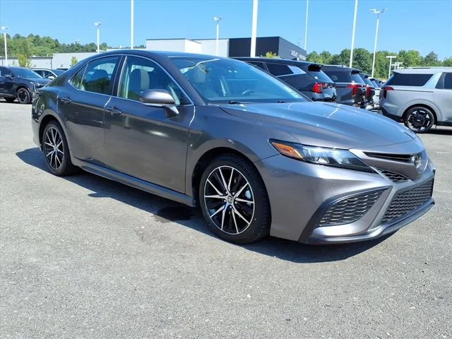Used 2024 Gray Toyota SE image 12