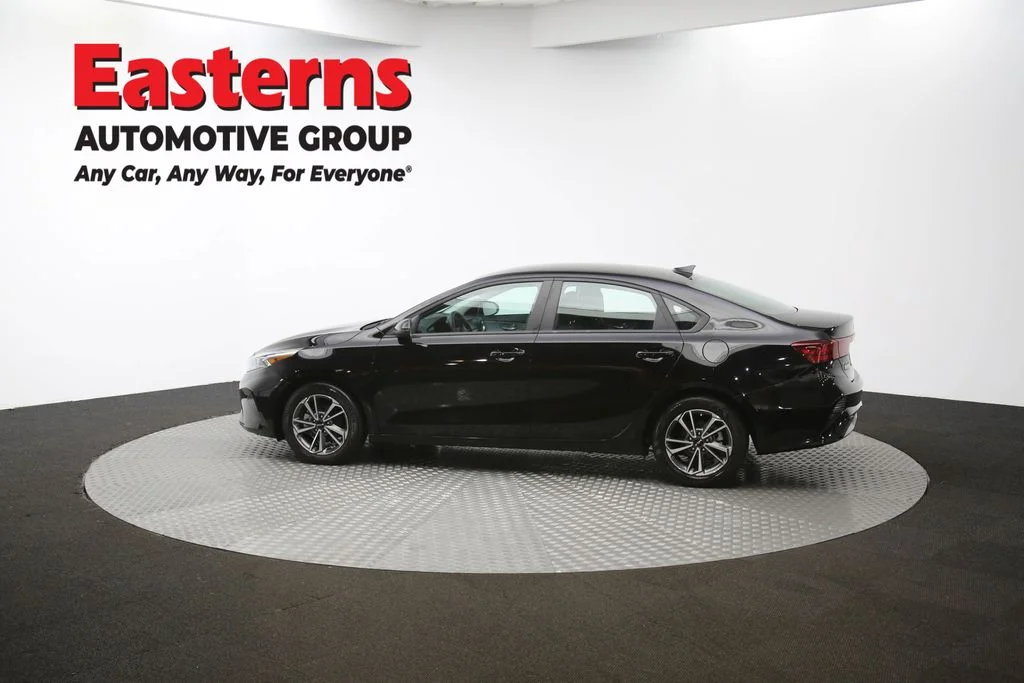 Used 2023 Black Kia LXS image 58