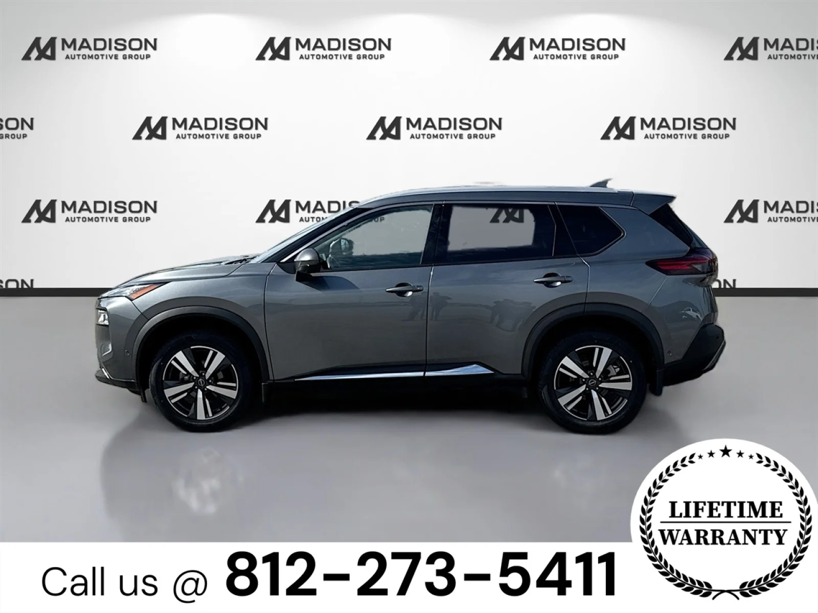 Used 2023 GRAY Nissan SL image 8