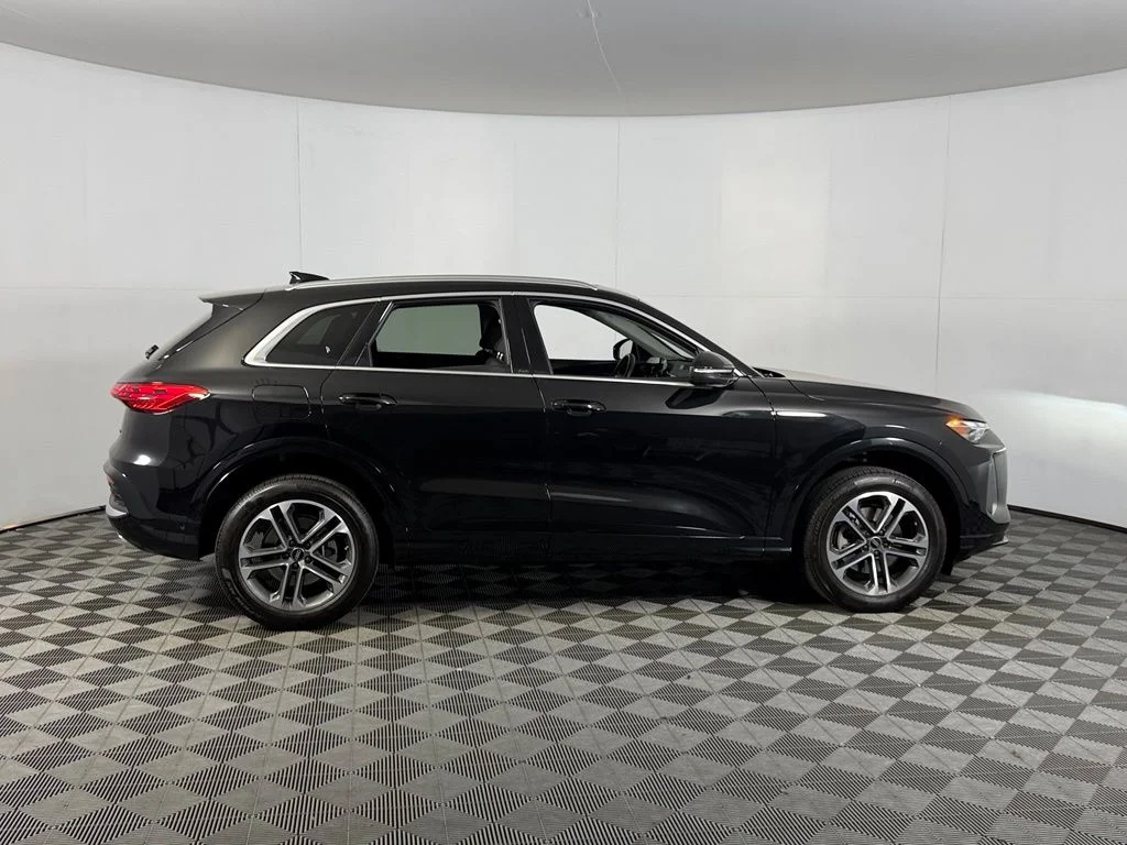 2025 Audi Q5 Premium - Photo 7